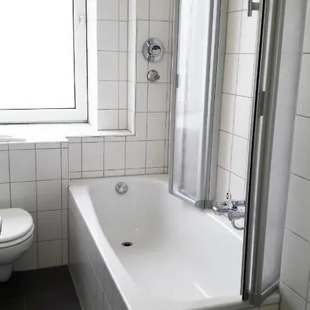 Apartment Moderne Ferienwohnung Am Wesertor Kassel
